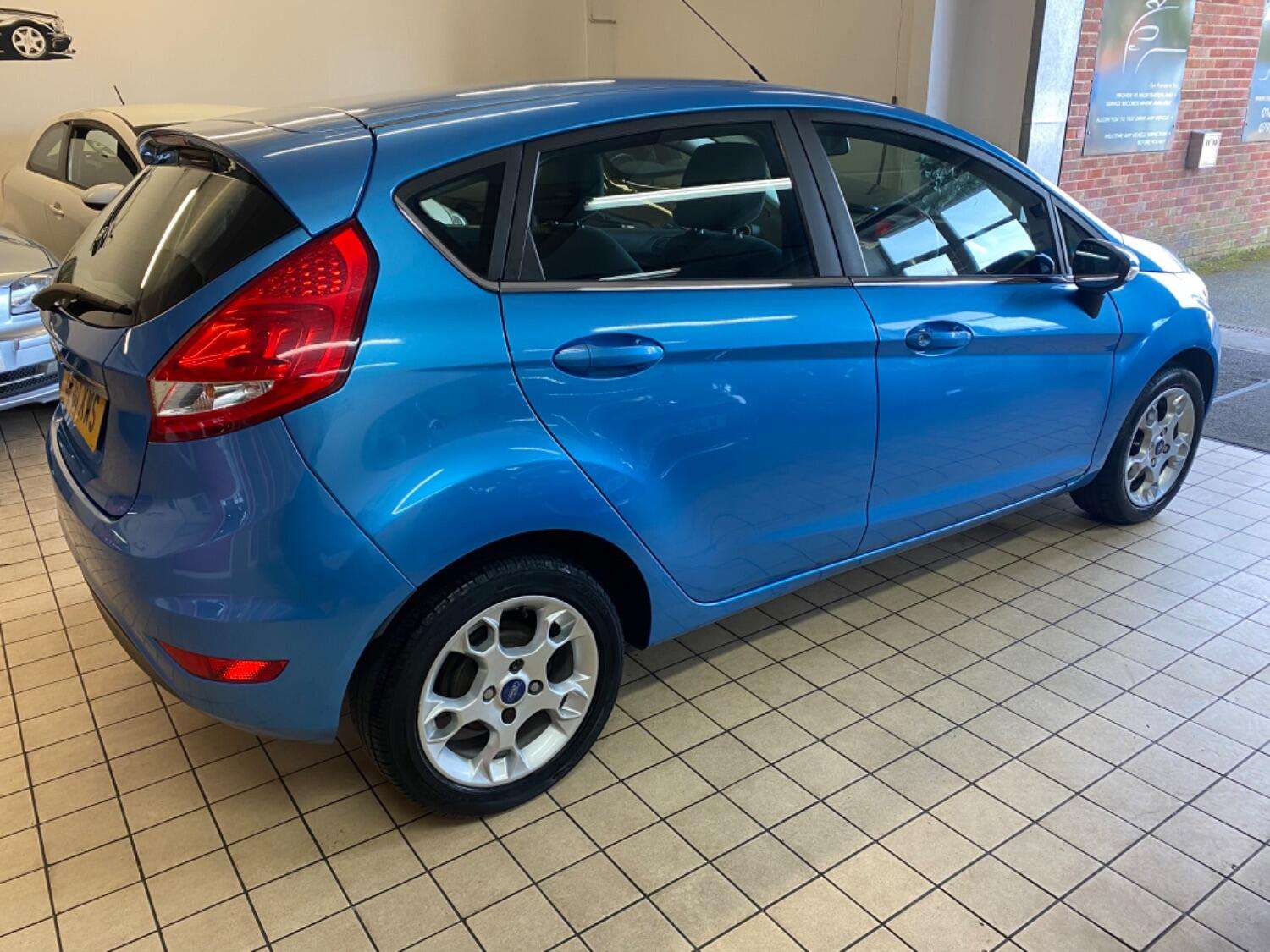 2011 FORD FIESTA 2011 FORD FIESTA