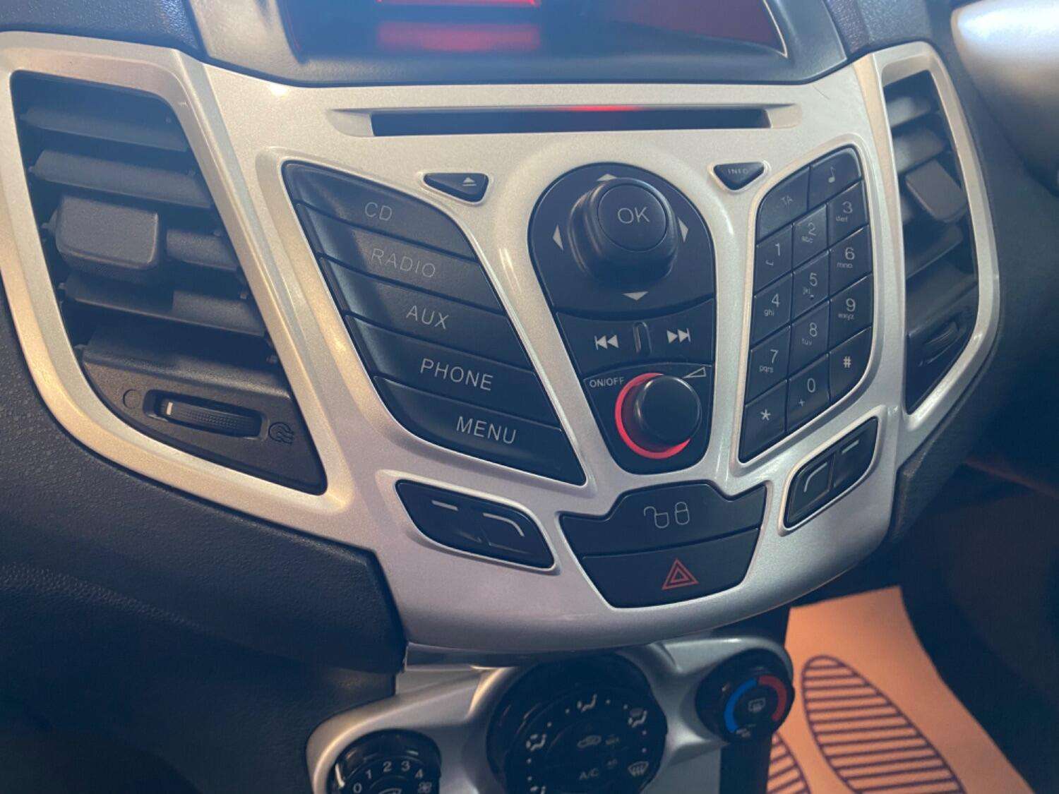 2011 FORD FIESTA 2011 FORD FIESTA