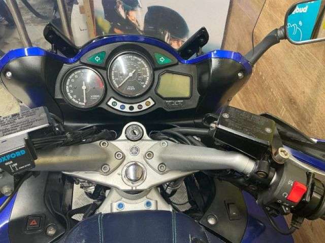 2002 YAMAHA FJR1300 2002 YAMAHA FJR1300