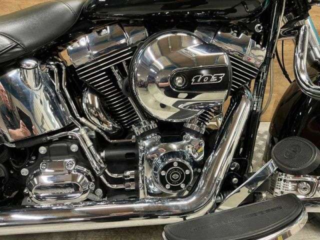2017 HARLEY-DAVIDSON FLSTC HERITAGE STC 1690 1 2017 HARLEY-DAVIDSON FLSTC HERITAGE STC 1690 1
