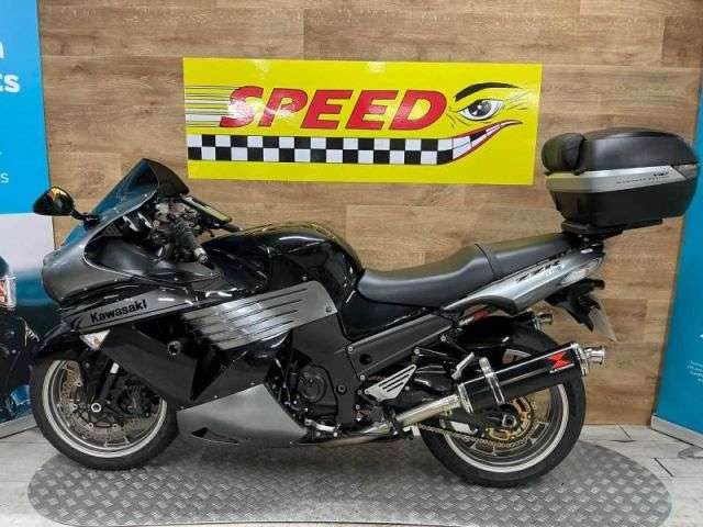 A 2011 KAWASAKI ZX 1400 DAF ABS ZX 1400 DAF ABS A 2011 KAWASAKI ZX 1400 DAF ABS ZX 1400 DAF ABS