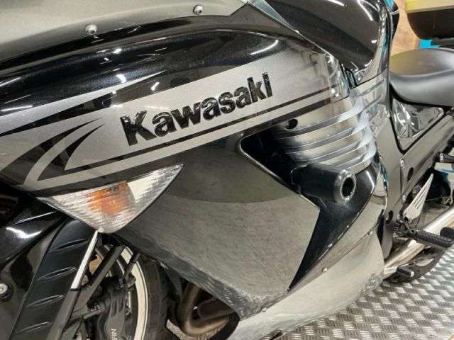 2011 KAWASAKI ZX 1400 DAF ABS 2011 KAWASAKI ZX 1400 DAF ABS