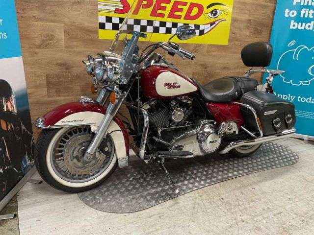 2012 HARLEY-DAVIDSON FLHRC ROAD KING CL 1690 1 2012 HARLEY-DAVIDSON FLHRC ROAD KING CL 1690 1