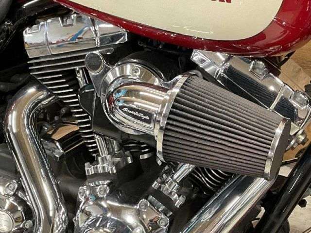 2012 HARLEY-DAVIDSON FLHRC ROAD KING CL 1690 1 2012 HARLEY-DAVIDSON FLHRC ROAD KING CL 1690 1