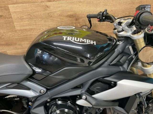 2016 TRIUMPH STREET TRIPLE ABS 2016 TRIUMPH STREET TRIPLE ABS