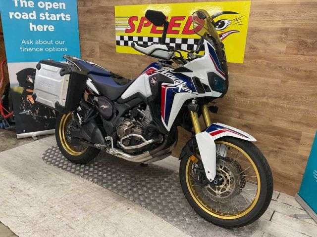 A 2016 HONDA CRF 1000 D-G CRF 1000 D-G A 2016 HONDA CRF 1000 D-G CRF 1000 D-G