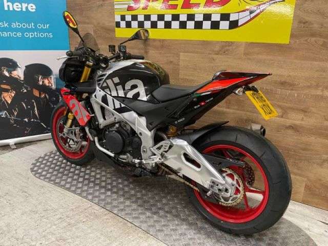 2018 APRILIA TUONO V4 1100 FACTORY 2018 APRILIA TUONO V4 1100 FACTORY