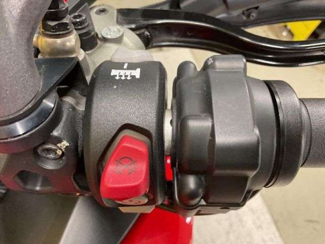 2022 DUCATI MULTISTRADA V2S 2022 DUCATI MULTISTRADA V2S