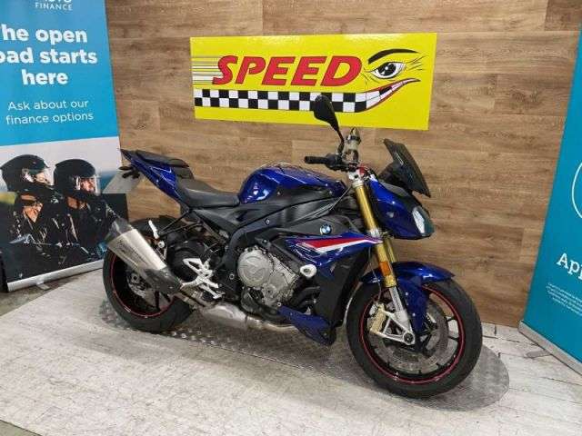 A 2020 BMW S 1000 R SPORT S 1000 R Sport A 2020 BMW S 1000 R SPORT S 1000 R Sport