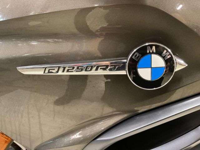 2022 BMW R 1250 RT LE 2022 BMW R 1250 RT LE