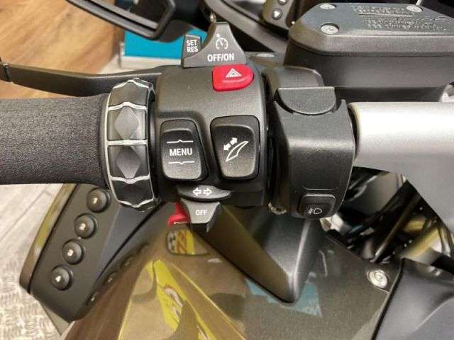 2022 BMW R 1250 RT LE 2022 BMW R 1250 RT LE