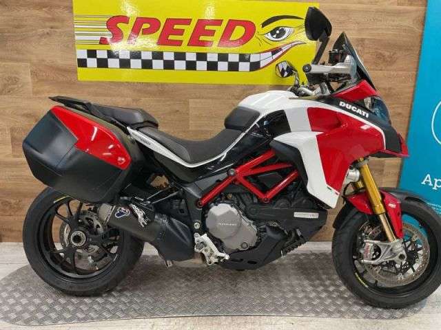 A 2018 DUCATI MULTISTRADA 1260 PIKES PE Multistrada 1260 Pikes PE A 2018 DUCATI MULTISTRADA 1260 PIKES PE Multistrada 1260 Pikes PE