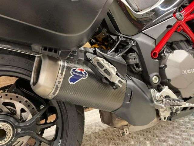 2018 DUCATI MULTISTRADA 1260 PIKES PE 2018 DUCATI MULTISTRADA 1260 PIKES PE