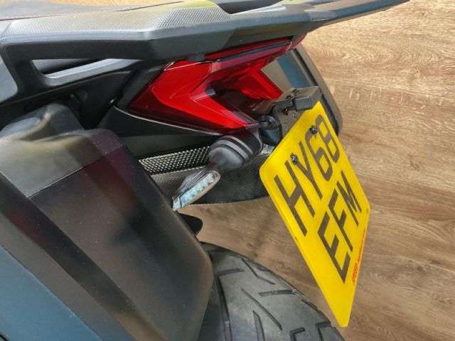 2018 DUCATI MULTISTRADA 1260 PIKES PE 2018 DUCATI MULTISTRADA 1260 PIKES PE