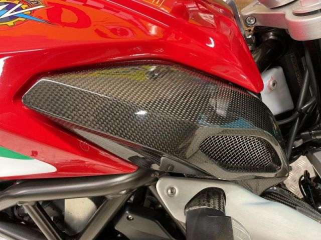 2016 MV AGUSTA BRUTALE 800 DRAGSTER 2016 MV AGUSTA BRUTALE 800 DRAGSTER