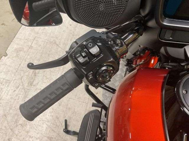 2024 HARLEY-DAVIDSON STREET GLIDE 1923 24 2024 HARLEY-DAVIDSON STREET GLIDE 1923 24