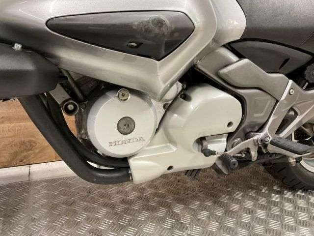 2012 HONDA NT 700 VA-B 2012 HONDA NT 700 VA-B