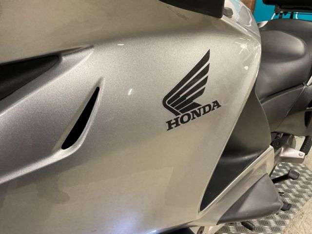 2012 HONDA NT 700 VA-B 2012 HONDA NT 700 VA-B