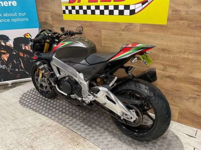 2021 APRILIA TUONO V4 1100 FACTORY 2021 APRILIA TUONO V4 1100 FACTORY