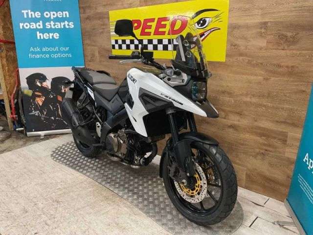 A 2020 SUZUKI DL 1050 RQ M0 DL 1050 RQ M0 A 2020 SUZUKI DL 1050 RQ M0 DL 1050 RQ M0