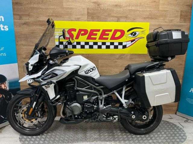 A 2018 TRIUMPH TIGER 1200 XRT Tiger 1200 XRT A 2018 TRIUMPH TIGER 1200 XRT Tiger 1200 XRT