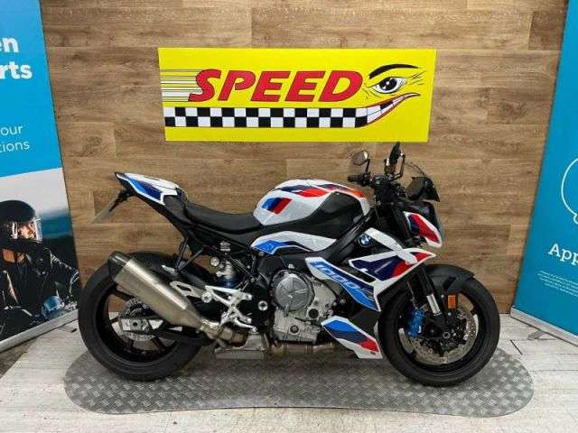 A 2024 BMW M 1000 R M 1000 R A 2024 BMW M 1000 R M 1000 R