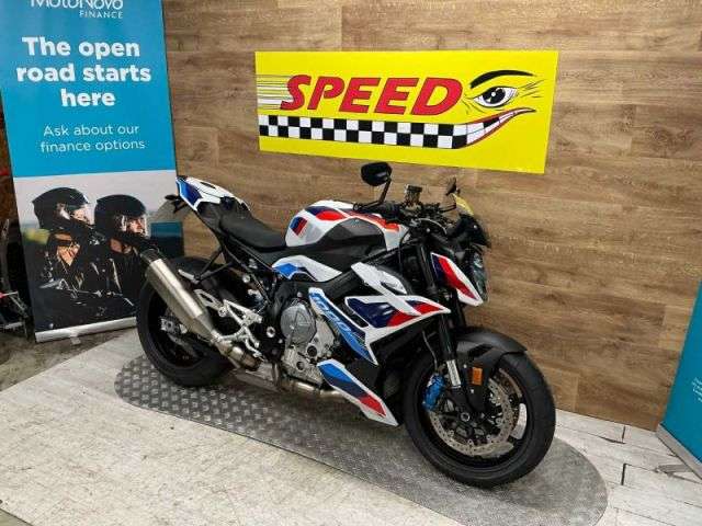 A 2024 BMW M 1000 R M 1000 R A 2024 BMW M 1000 R M 1000 R