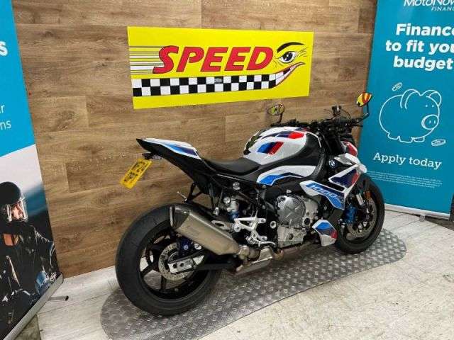 A 2024 BMW M 1000 R M 1000 R A 2024 BMW M 1000 R M 1000 R