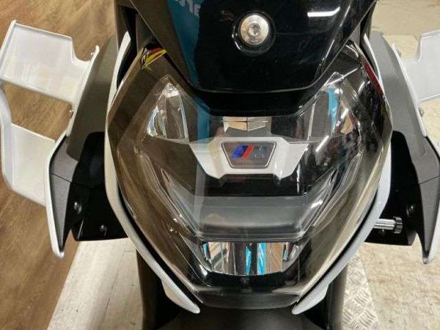 2024 BMW M 1000 R 2024 BMW M 1000 R