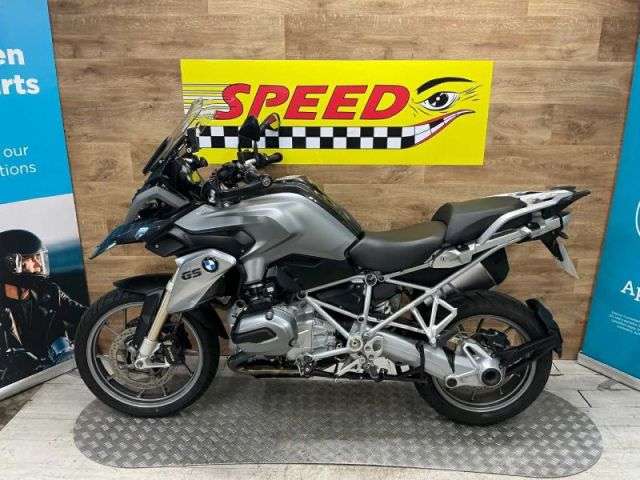 A 2013 BMW R 1200 GS R 1200 GS A 2013 BMW R 1200 GS R 1200 GS