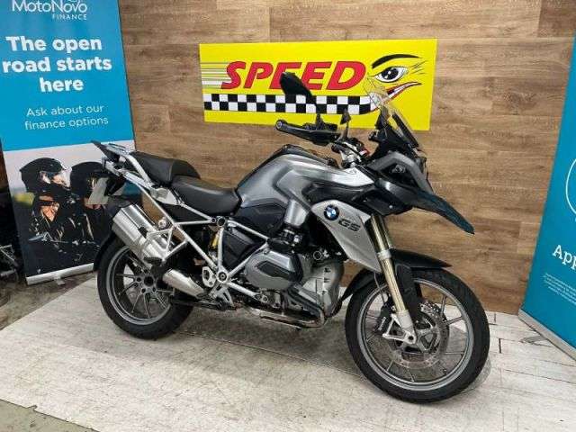 A 2013 BMW R 1200 GS R 1200 GS A 2013 BMW R 1200 GS R 1200 GS