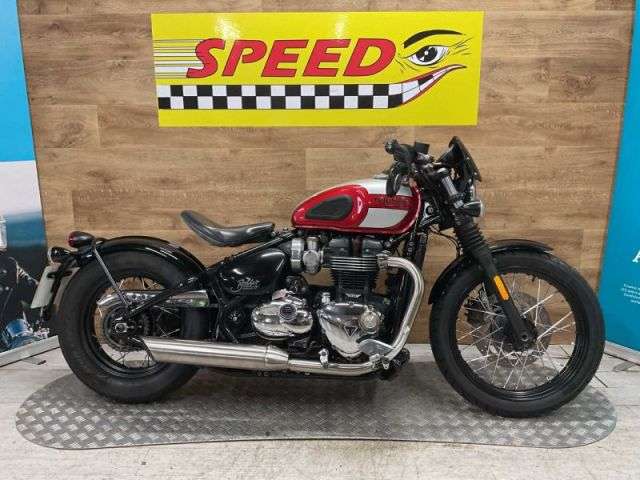 A 2018 TRIUMPH BONNEVILLE BOBBER Bonneville Bobber A 2018 TRIUMPH BONNEVILLE BOBBER Bonneville Bobber