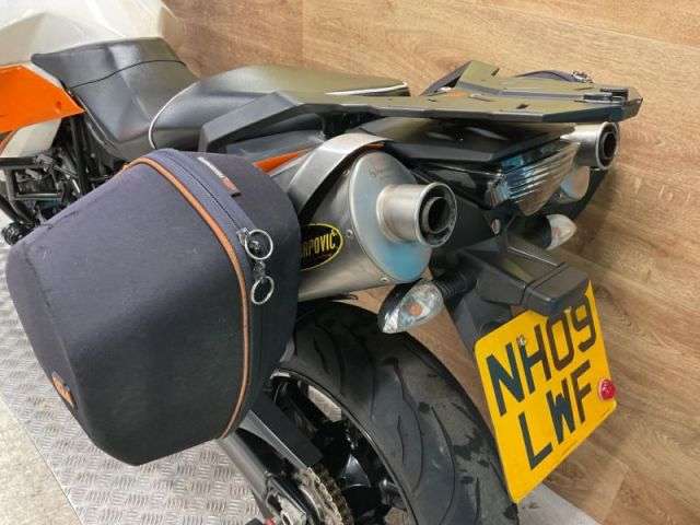 2009 KTM 990 SUPERMOTO T 2009 KTM 990 SUPERMOTO T