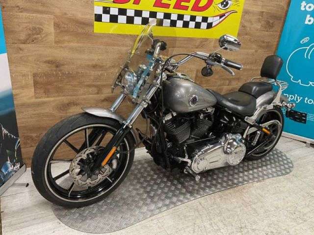 2016 HARLEY-DAVIDSON FXSB BREAKOUT 1690 16 2016 HARLEY-DAVIDSON FXSB BREAKOUT 1690 16