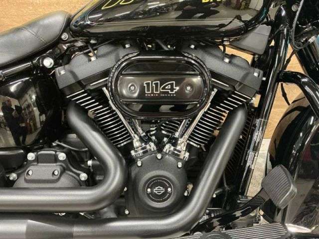 2023 HARLEY-DAVIDSON FLHCS HERITAGE STC 114 18 2023 HARLEY-DAVIDSON FLHCS HERITAGE STC 114 18