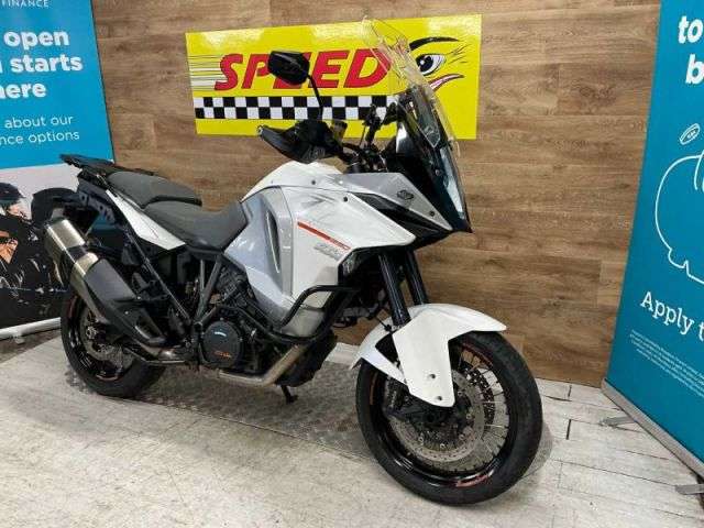 A 2015 KTM 1290 SUPER ADVENTURE S 19 1290 Super Adventure 15 A 2015 KTM 1290 SUPER ADVENTURE S 19 1290 Super Adventure 15