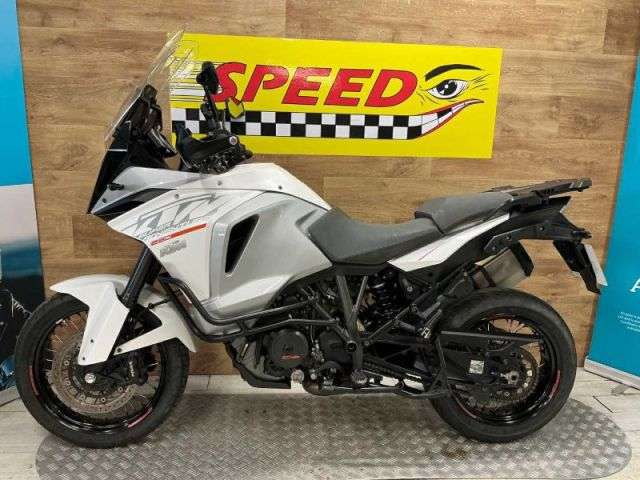 A 2015 KTM 1290 SUPER ADVENTURE S 19 1290 Super Adventure 15 A 2015 KTM 1290 SUPER ADVENTURE S 19 1290 Super Adventure 15