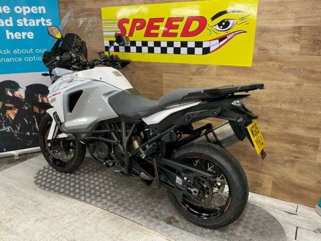 2015 KTM 1290 SUPER ADVENTURE S 19 2015 KTM 1290 SUPER ADVENTURE S 19