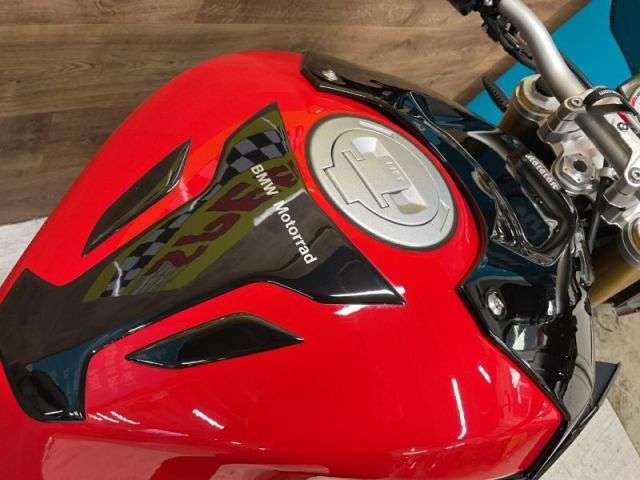 2018 BMW S 1000 R SPORT 2018 BMW S 1000 R SPORT