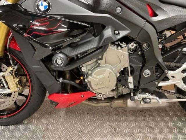 2018 BMW S 1000 R SPORT 2018 BMW S 1000 R SPORT