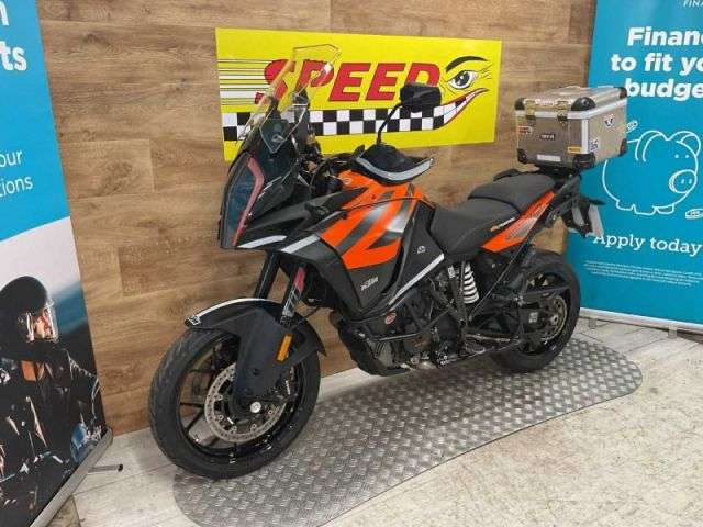 2019 KTM 1290 SUPER ADVENTURE S 19 2019 KTM 1290 SUPER ADVENTURE S 19