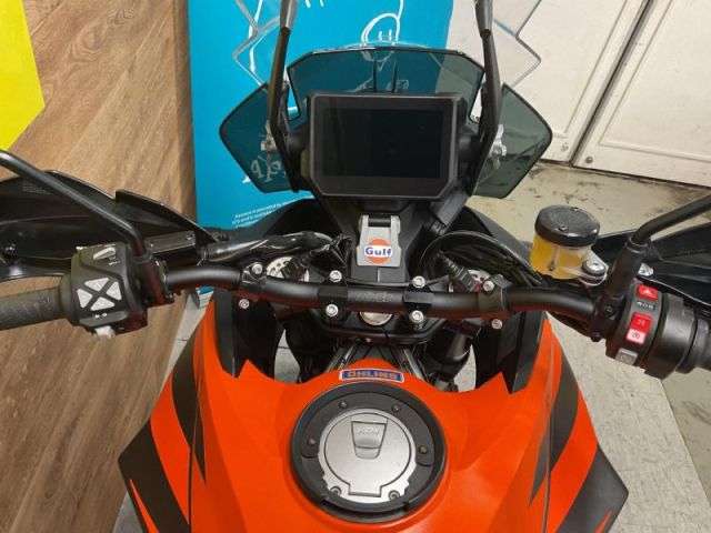 2019 KTM 1290 SUPER ADVENTURE S 19 2019 KTM 1290 SUPER ADVENTURE S 19