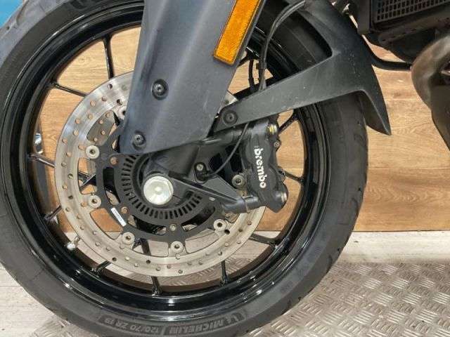 2019 KTM 1290 SUPER ADVENTURE S 19 2019 KTM 1290 SUPER ADVENTURE S 19