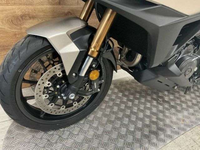 2025 HONDA NT 1100 DE-S 2025 HONDA NT 1100 DE-S