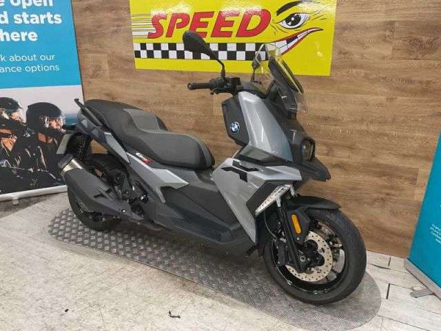 A 2022 BMW C 400 X C 400 X A 2022 BMW C 400 X C 400 X