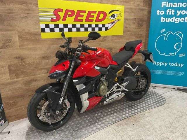 2022 DUCATI STREETFIGHTER V4 2022 DUCATI STREETFIGHTER V4
