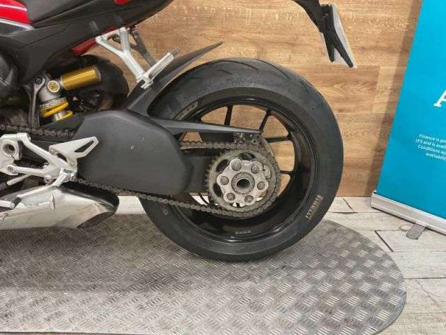 2022 DUCATI STREETFIGHTER V4 2022 DUCATI STREETFIGHTER V4