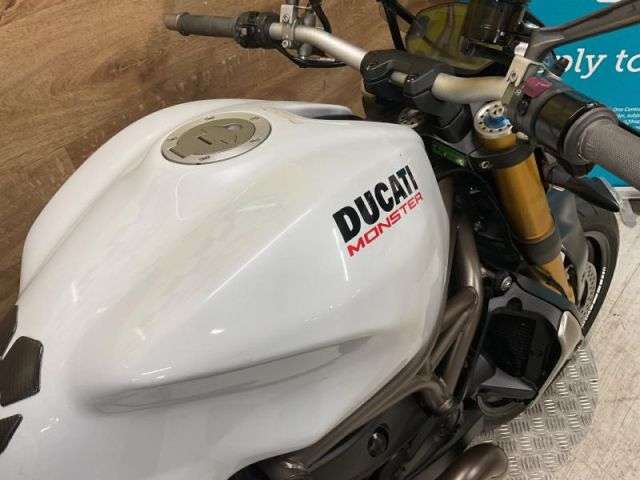 2014 DUCATI M1200 S 2014 DUCATI M1200 S