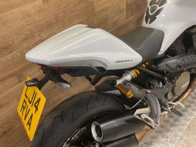 2014 DUCATI M1200 S 2014 DUCATI M1200 S