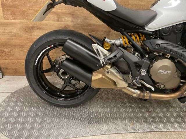 2014 DUCATI M1200 S 2014 DUCATI M1200 S